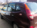 Nissan Almera Tino 2004 года