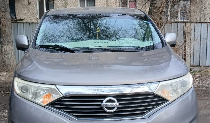 Nissan Quest 2011 года