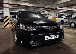 Toyota Camry 2015 года