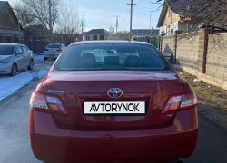 Toyota Camry 2006 года