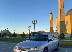 Toyota Camry 1998 года