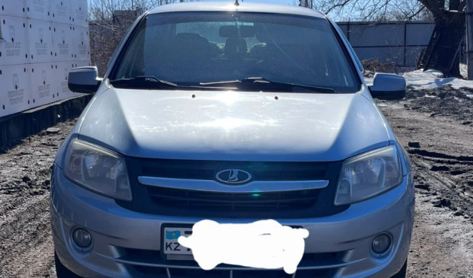ВАЗ (Lada) Granta 2012 года