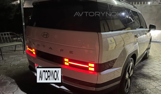 Hyundai Santa Fe 2024 года