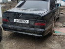 Mercedes-Benz E-Класс 1990 года