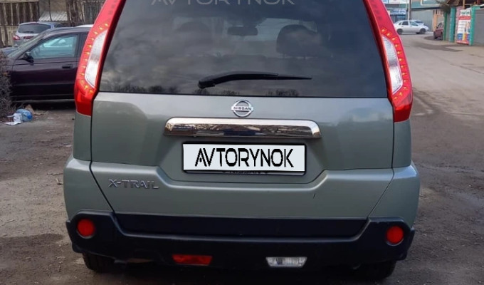 Nissan X-Trail 2011 года