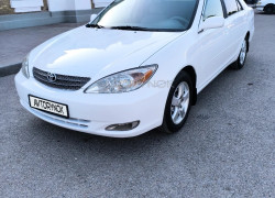 Toyota Camry 2002 года