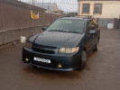 Nissan R'nessa 1997 года