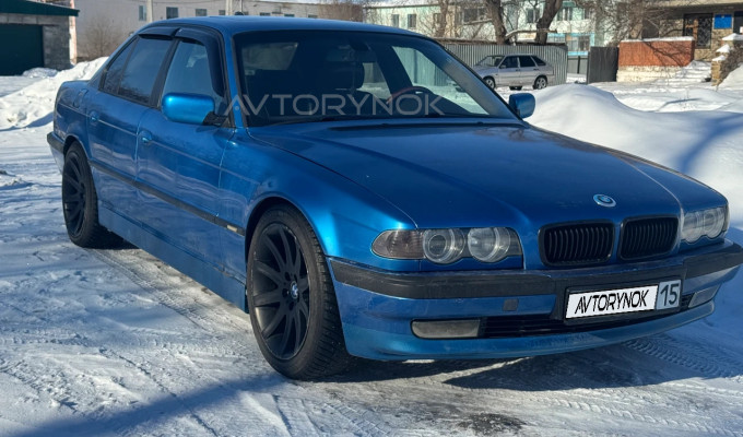 BMW 7 серия 1995 года