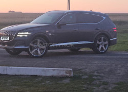 Genesis GV80 2021 года