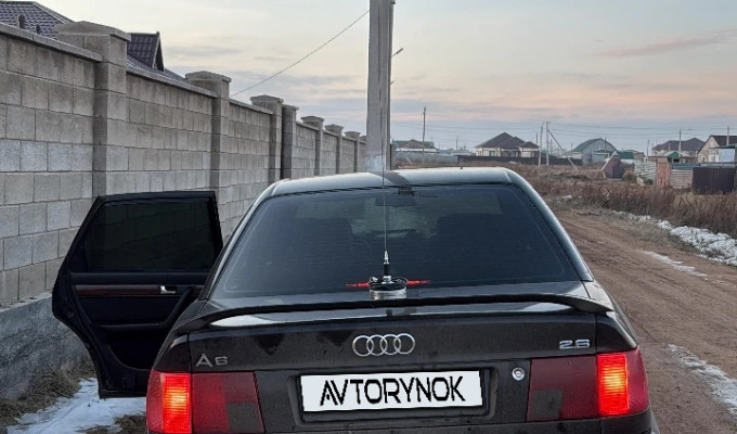 Audi A6 1994 года