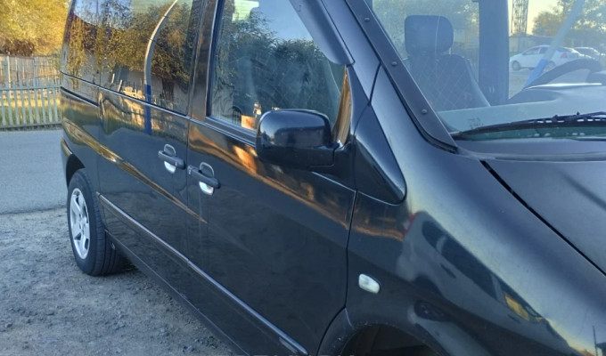 Mercedes-Benz Vito 1998 года