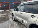 Mitsubishi Montero 2000 года