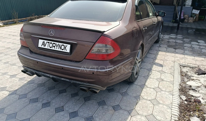 Mercedes-Benz E-Класс 2002 года