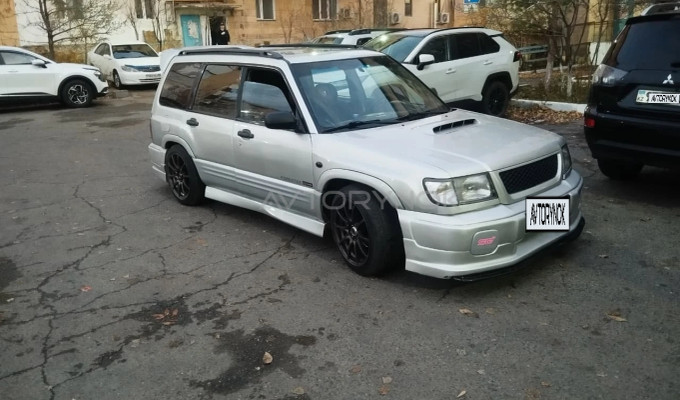 Subaru Forester 1999 года