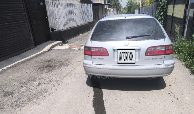 Toyota Camry Gracia 1998 года