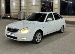 ВАЗ (Lada) Priora 2013 года