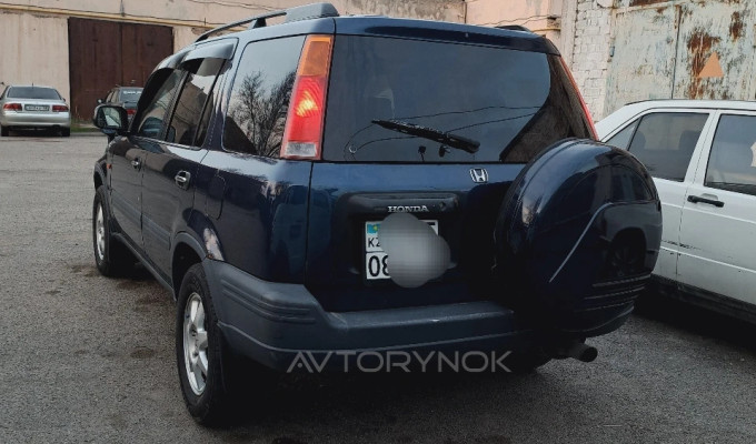 Honda CR-V 1996 года