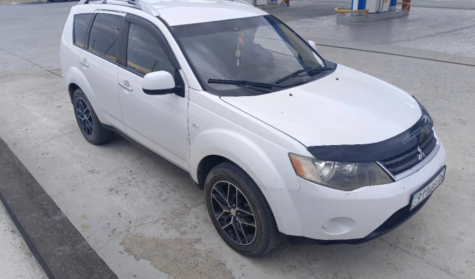 Mitsubishi Outlander 2007 года