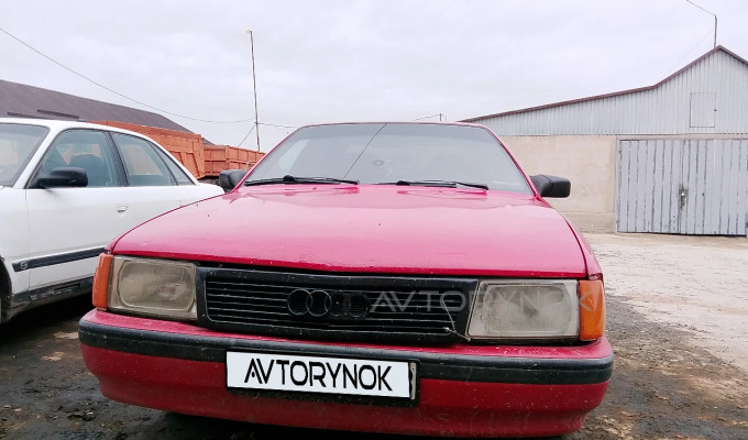 Audi 100 1988 года