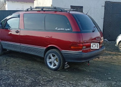Toyota Previa 1992 года