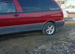Toyota Previa 1992 года
