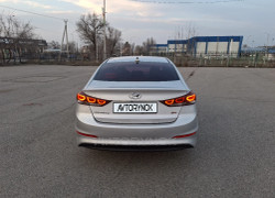 Hyundai Elantra 2018 года