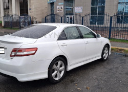 Toyota Camry 2010 года