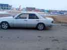 Mercedes-Benz E-Класс 1993 года