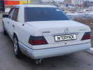 Mercedes-Benz E-Класс 1993 года