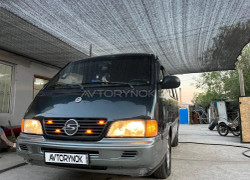 SsangYong Istana 2001 года