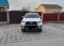 Toyota Hilux 2021 года