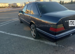 Mercedes-Benz E-Класс 1994 года