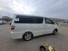 Toyota Alphard 2005 года