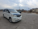 Toyota Alphard 2005 года