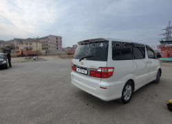 Toyota Alphard 2005 года