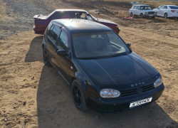 Volkswagen Golf 2001 года