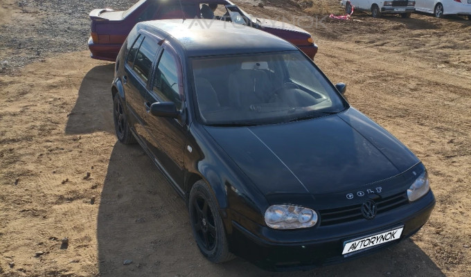 Volkswagen Golf 2001 года