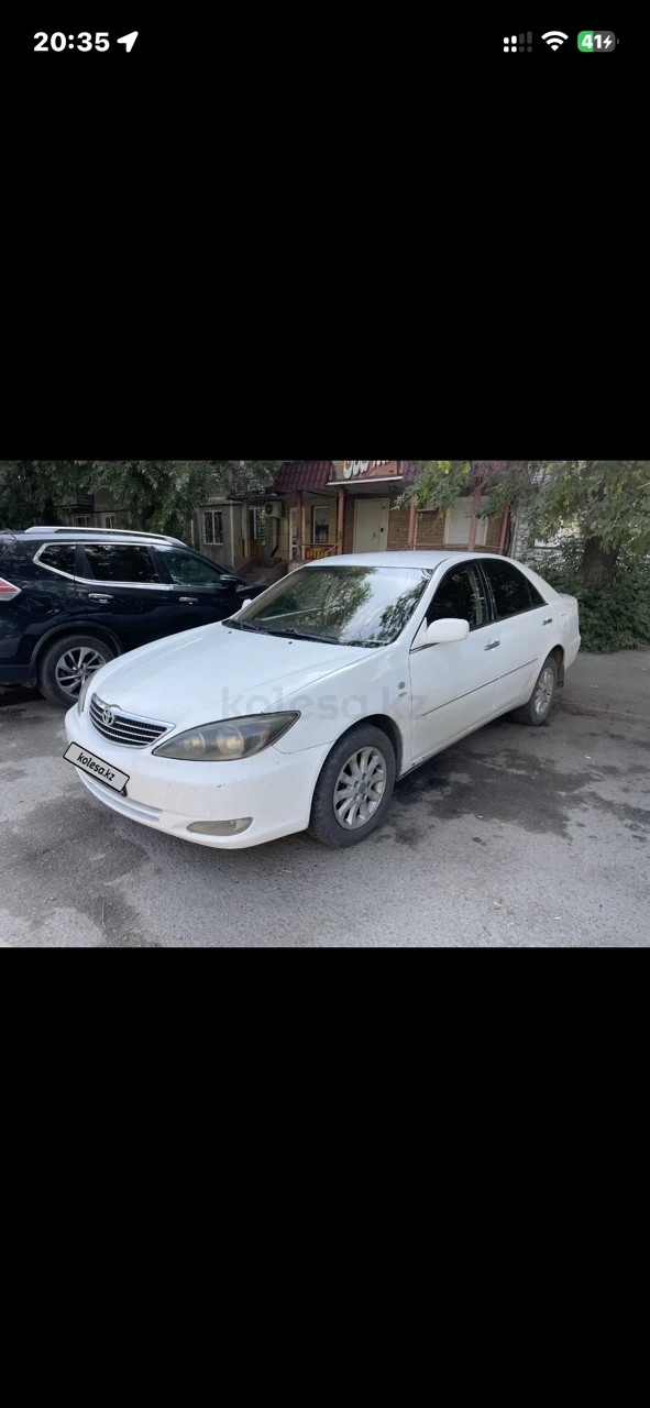 Toyota Camry, 2004