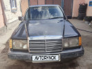 Mercedes-Benz E-Класс 1990 года