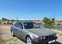 BMW 5 серия 1993 года
