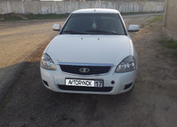 ВАЗ (Lada) Priora 2013 года