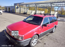 Volkswagen Passat 1992 года