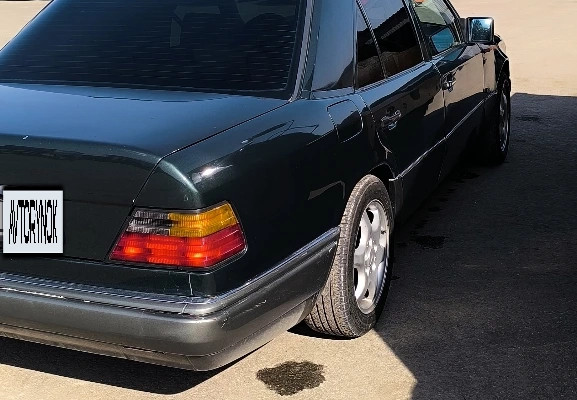 Mercedes-Benz E-Класс 1994 года