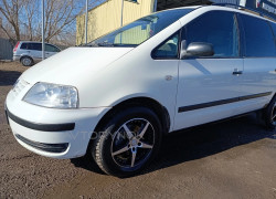 Volkswagen Sharan 2001 года