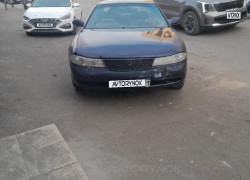 Mazda Efini MS-8 1996 года