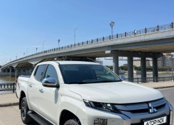 Mitsubishi L200 2023 года