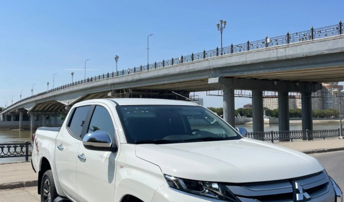 Mitsubishi L200 2023 года