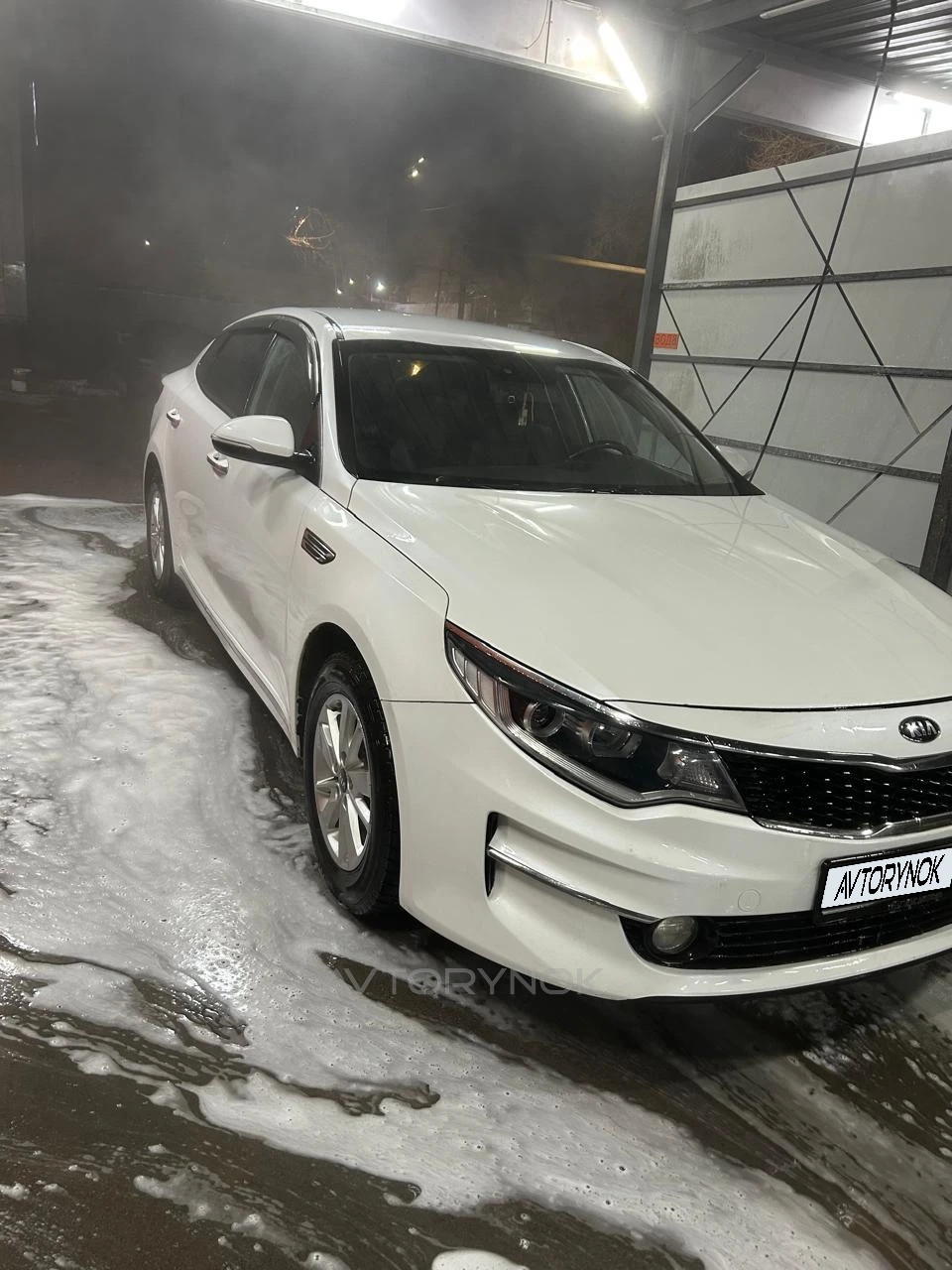 Kia K5, 2016