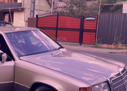 Mercedes-Benz E-Класс 1991 года