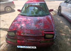Mazda 323 1993 года
